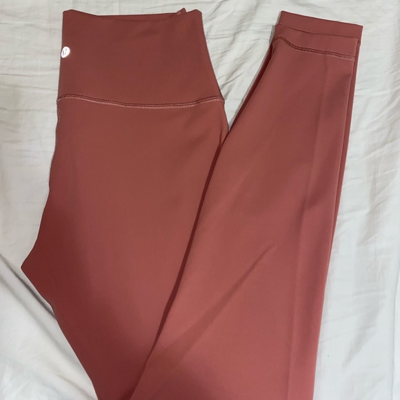 lululemon athletica Pants - NEW lululemon wunder under leggings size 10